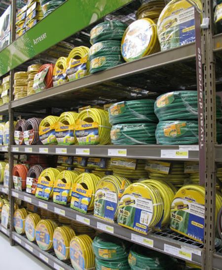 Rayonnages d'occasion magasin bricolage jardineries